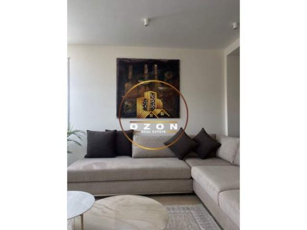 Tirane, jepet me qera apartament 2+1 Kati 3, 130 m² 1.400 Euro (Long Hill Residence)