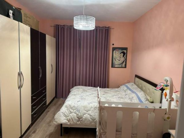 Tirane, jepet me qera apartament 2+1+BLK Kati 6, 120 m² 500 Euro (Unaza e Re)