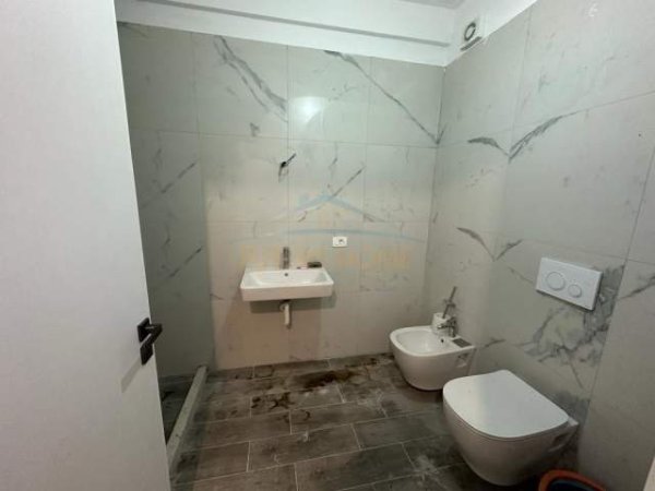 Tirane, shitet apartament 2+1+A+BLK Kati 3, 119 m² 175.000 Euro