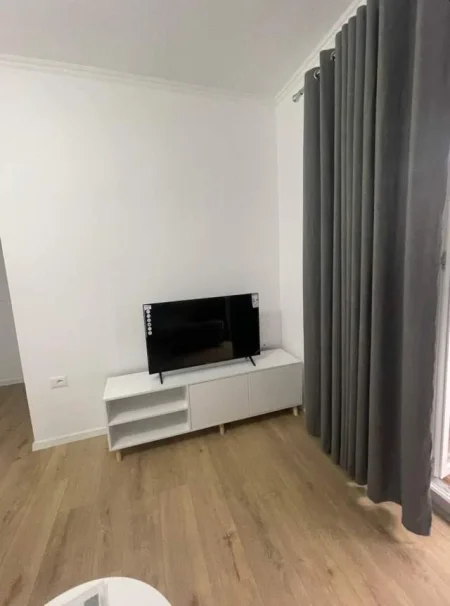 Tirane, jepet me qera apartament 2+1+BLK Kati 3, 65 m² 500 Euro (Rruga Ylbere Bylykbashi , Tirana)