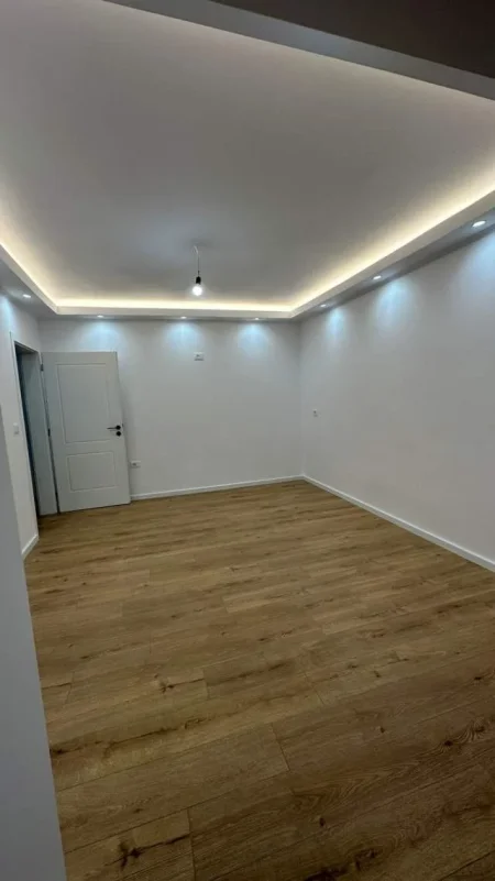 Tirane, shitet apartament 3+1+A+BLK Kati 4, 88 m² 158.000 Euro (21 Dhjetori)