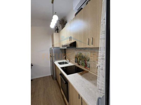 Tirane, shitet apartament 1+1 Kati 4, 64 m² 119.000 Euro