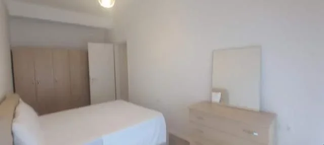 Tirane, jepet me qera apartament 2+1 Kati 4, 75 m² 500 Euro (kompleksi mangalem 21)