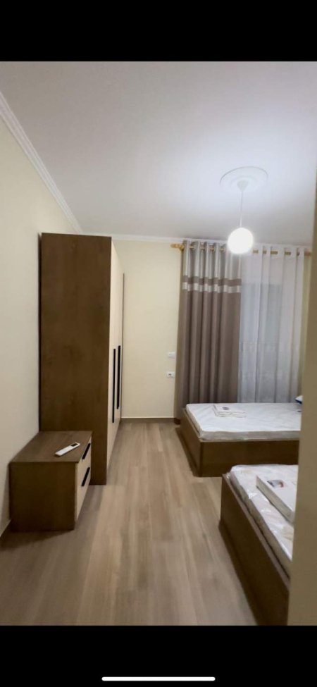 Tirane, jepet me qera apartament 2+1+BLK Kati 7, 99 m²