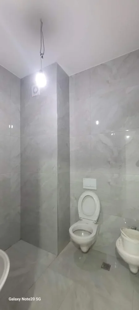 Tirane, jepet me qera apartament 1+1+A+BLK Kati 8, 70 m² 500 Euro (Parku Olimpik/Kompleksi Dinamo)