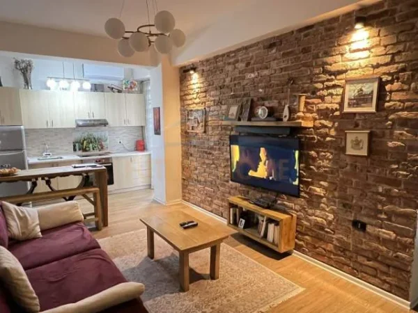 Tirane, shitet apartament 1+1 Kati 4, 64 m² 119.000 Euro (rruga e kavajes)