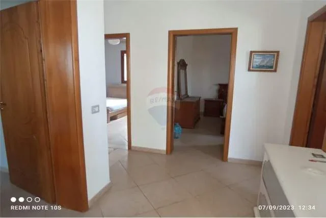 Vlore, shes shtepi 2 Katshe Kati 2, 134 m² 250.000 Euro (Rr.Uje Ftohte,7 pallatet)