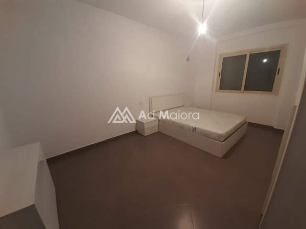 Durres, jepet me qera apartament 1+1 Kati 4, 75 m² 350 Euro (STADIUMI DURRES)