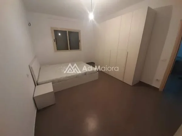 Durres, jepet me qera apartament 1+1 Kati 4, 75 m² 350 Euro (STADIUMI DURRES)