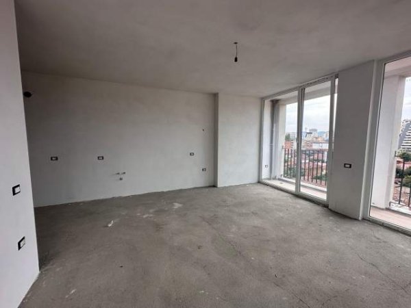 Tirane, shitet apartament 2+1+A+BLK Kati 4, 129 m² 226.000 Euro (Pas Shkolles se Kuqe)