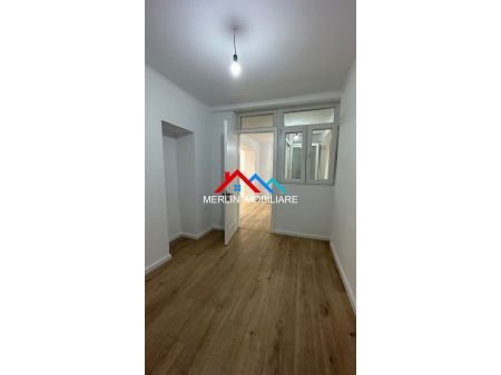 Tirane, shitet apartament 3+1+2, Kati 3, 86 m² 158.000 Euro (21 Dhjetori)
