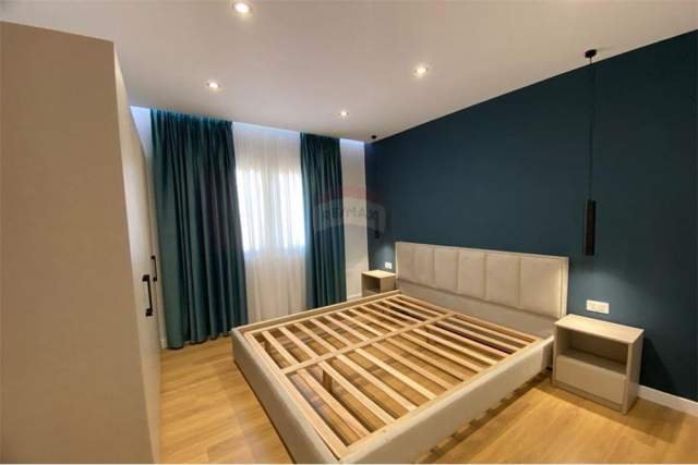 Tirane, shitet apartament 1+1 Kati 5, 43 m² 89.500 Euro