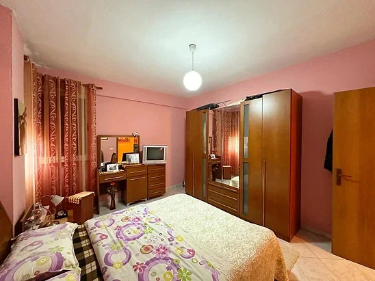 Tirane, shes apartament 2+1+BLK Kati 2, 95 m² 153.000 Euro (Stacioni i Trenit)