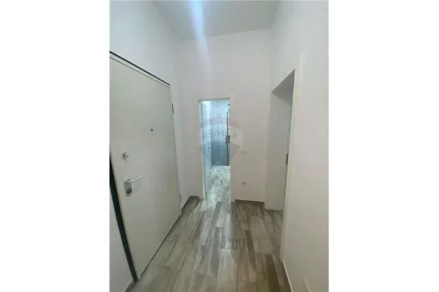 Tirane, jepet me qera apartament 2+1+BLK Kati 4, 70 m² 800 Euro (Stadiumi Dinamo)