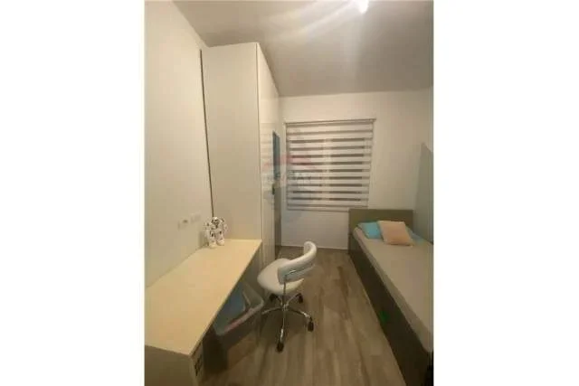 Tirane, jepet me qera apartament 2+1+BLK Kati 4, 70 m² 800 Euro (Stadiumi Dinamo)