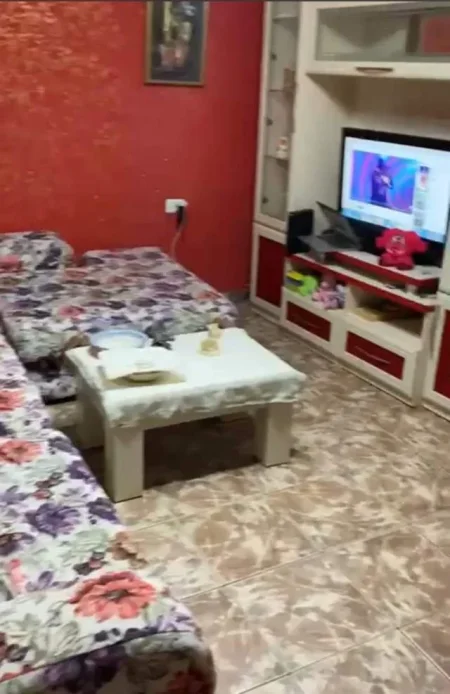 Tirane, shitet apartament Kati 2, 75 m² 101.250 Euro (Rruga e Bogdaneve)