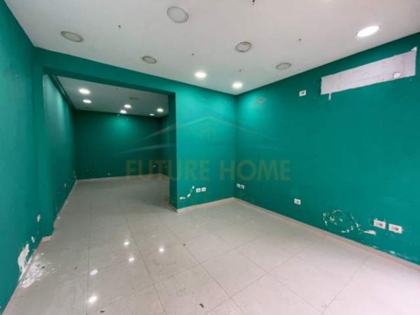 Tirane, shitet dhome Kati 0, 40 m² 210.000 Euro (Rruga Dibres)