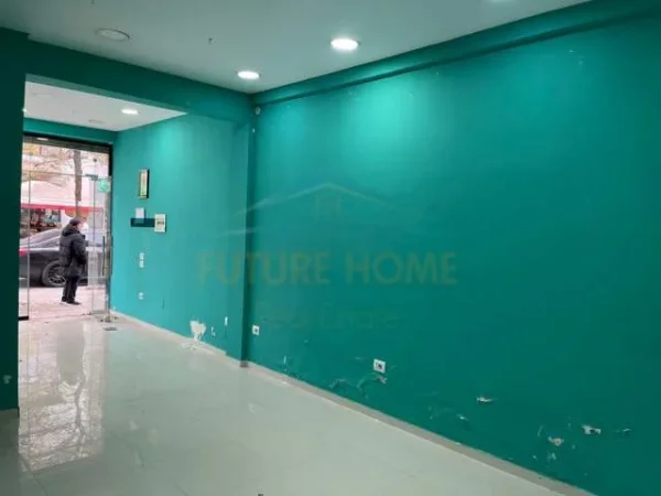 Tirane, shitet dhome Kati 0, 40 m² 210.000 Euro (Rruga Dibres)