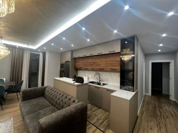 Durres, jepet me qera apartament 2+1 Kati 19, 131 m² 1.200 Euro (Vollga)