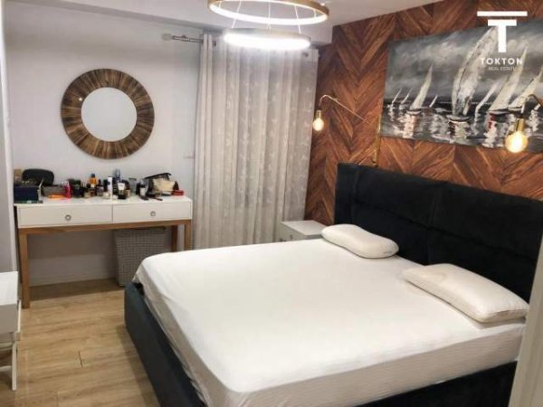 Tirane, shitet apartament 2+1+BLK Kati 9, 101 m² 245.000 Euro (BULEVARDI I RI)