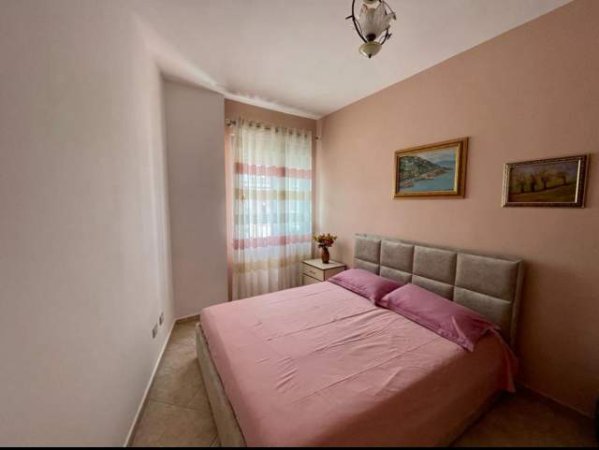 Tirane, jepet me qera apartament 2+1+BLK Kati 6, 600 Euro (Mine Peza)