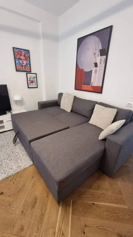 Tirane, jepet me qera apartament 1+1 Kati 7, 67 m² 600 Euro (Ish ekspozita)