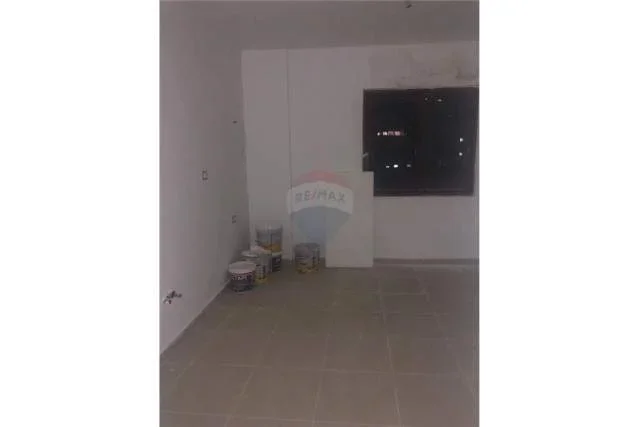 Tirane, shitet apartament 1+1 Kati 7, 67 m² 67.000 Euro (Fresk)