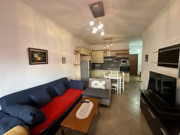 Tirane, jepet me qera apartament 2+1+BLK Kati 4, 95 m² 500 Euro (Don Bosko)