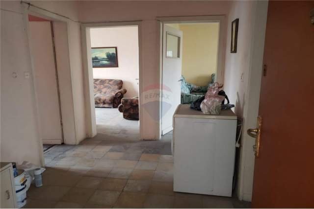 Tirane, shitet apartament 2+1 Kati 5, 75 m² 107.000 Euro (Mine Peza)