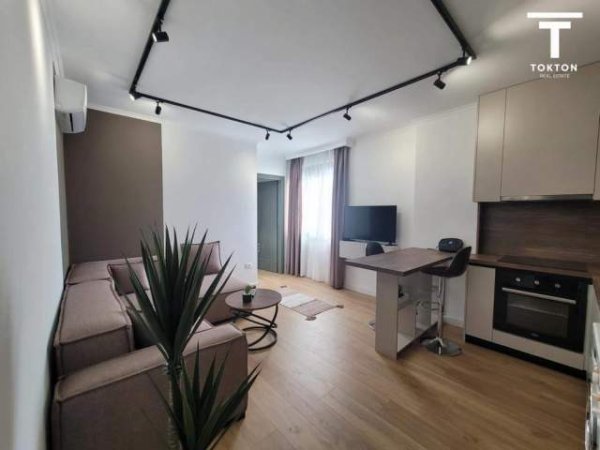 Tirane, shitet apartament Kati 9, 120 m² 280.000 Euro (Stacioni i trenit)