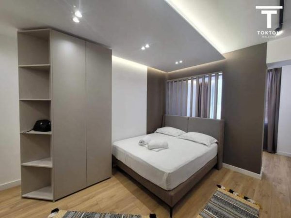 Tirane, shitet apartament Kati 9, 120 m² 280.000 Euro (Stacioni i trenit)