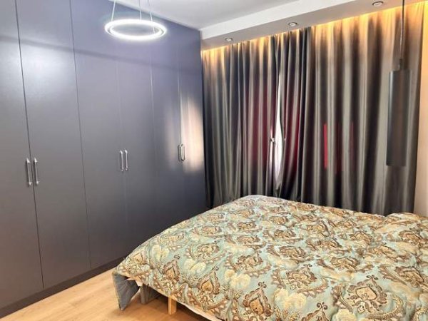 Tirane, shitet apartament 1+1 Kati 5, 68 m² 120.000 Euro (Myslym shyri,prane karburant kastratit)