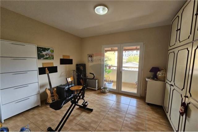 Tirane, shitet apartament 3+1 Kati 3, 122 m² 230.000 Euro (Bulevardi Zogu i Pare)