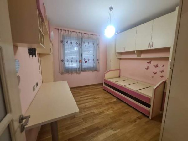 Tirane, shitet apartament 3+1+BLK Kati 2, 133 m² 195.000 Euro (Liqeni i Thate)