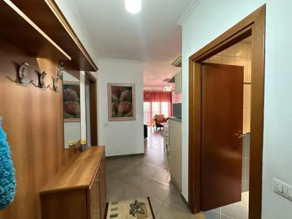 Tirane, jepet me qera apartament 2+1+A+BLK Kati 4, 111 m² 500 Euro (Vizion +)