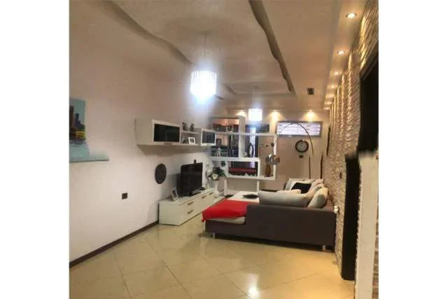 Tirane, jepet me qera apartament 2+1+BLK Kati 2, 125 m² 800 Euro (Sheshi willson)