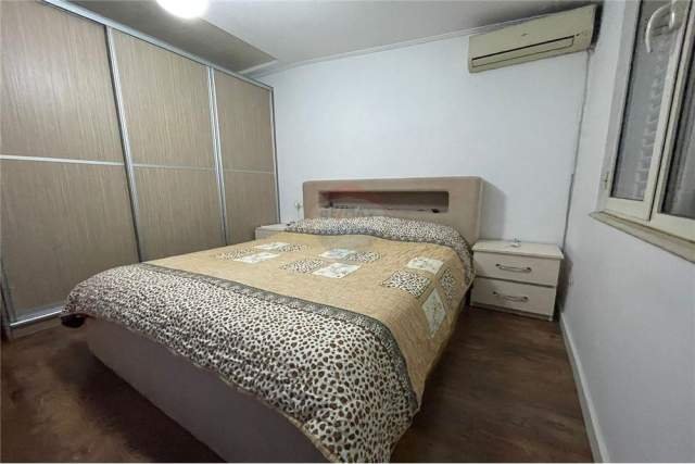 Tirane, shitet apartament 2+1+BLK Kati 4, 120.000 Euro