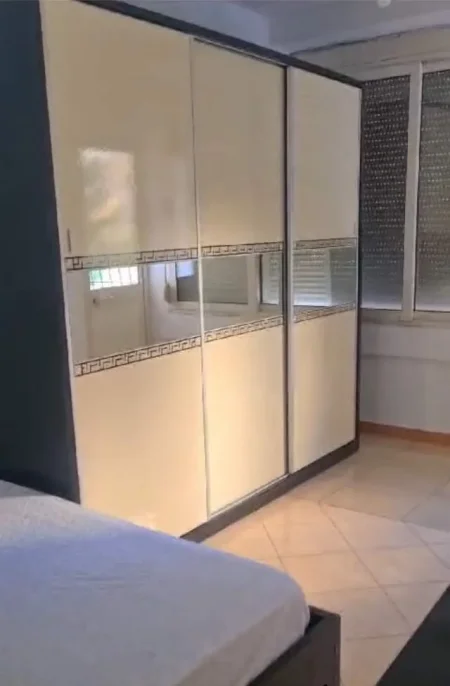 Tirane, jepet me qera apartament 78 m² 35.000 Leke (Muhamet Deliu)