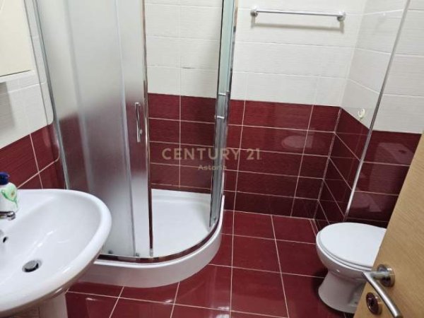 Tirane, jepet me qera apartament 2+1+BLK Kati 6, 100 m² 800 Euro