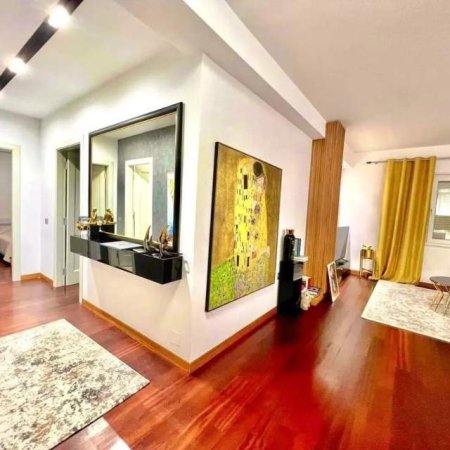 Tirane, shitet apartament 199.000 Euro (Kopshti botanik)