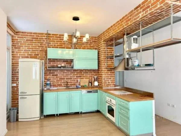 Tirane, jepet me qera apartament 2+1 85 m² 1.200 Euro (komuna parisit)