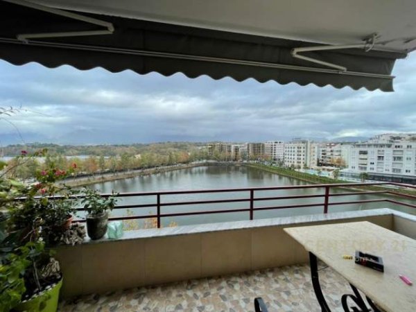 Tirane, shes apartament 2+1+2+BLK 136 m² 310.000 Euro (Liqeni i Thatë)