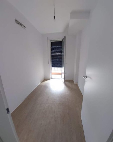 Tirane, jepet me qera apartament 2+1+BLK Kati 2, 70 m² 1  (Rruga Tefta Tashko)