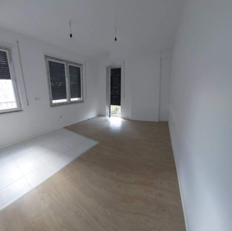Tirane, jepet me qera apartament 2+1+BLK Kati 2, 70 m² 1  (Rruga Tefta Tashko)