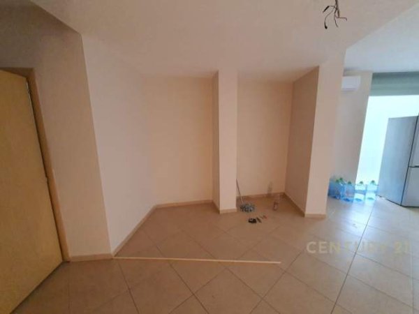 Tirane, shitet ambjent biznesi Kati 0, 59 m² 72.000 Euro (rruges Peti)