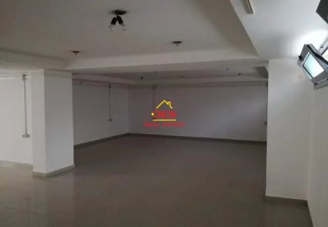 Vlore, shitet ambjent biznesi Kati 1, 234 m² 2.000 Euro/m2 (Rruga Dush Strati)