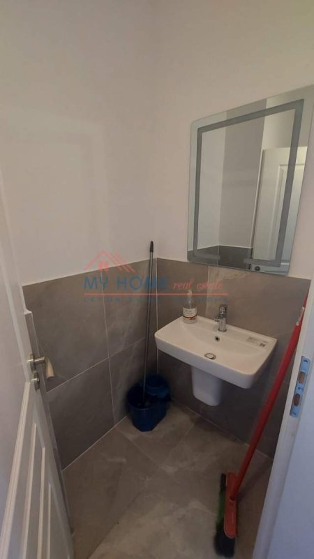 Tirane, shitet zyre Kati 1, 42 m² 126.600 Euro (Pediatria)