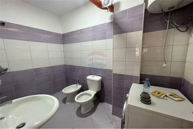 Tirane, shitet apartament 2+1 106 m² 131.000 Euro