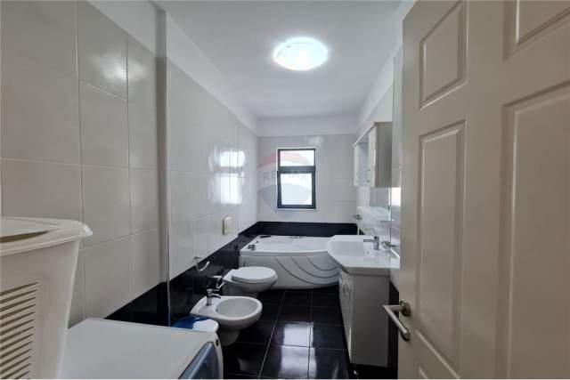 Tirane, shitet apartament 2+1+A+BLK Kati 9, 114 m² 118.000 Euro