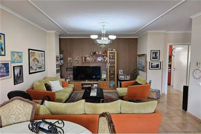 Tirane, shitet apartament 3+1 Kati 3, 122 m² 230.000 Euro (Bulevardi Zogu i Pare)